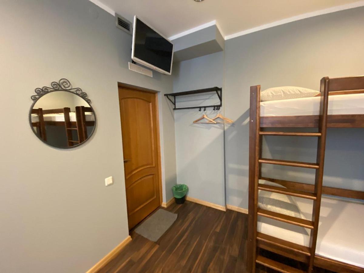 Aparthotel ريغا المظهر الخارجي الصورة Hostel room in Vilnius, Lithuania