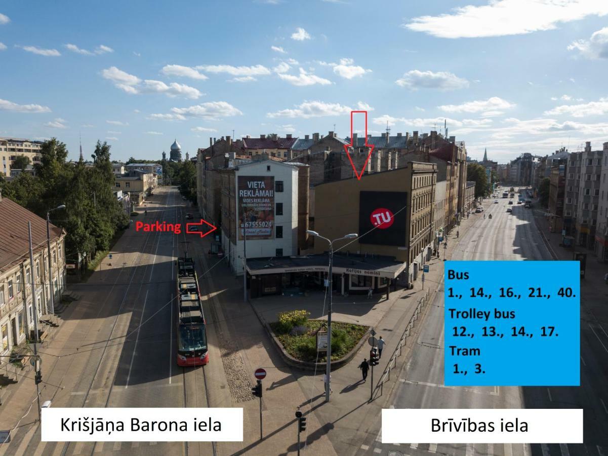 Aparthotel ريغا المظهر الخارجي الصورة Location of the bus stop